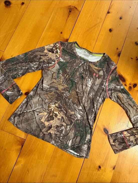 Under Armour Tops - Under Armour Real Tree Camo Longsleeve Shirt